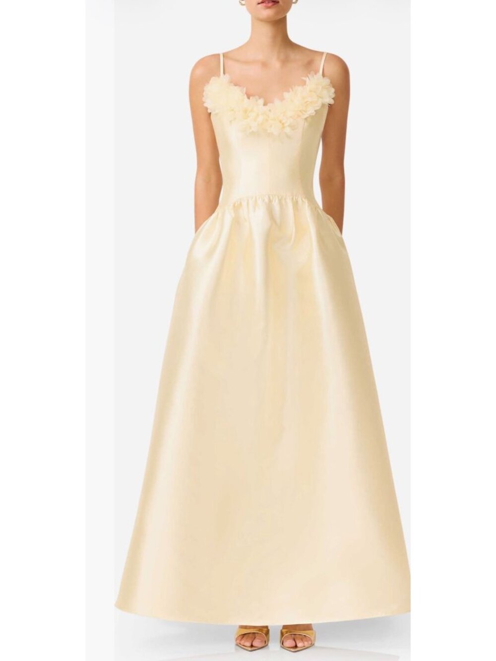 Elliatt Ruffle Sateen Fit & Flare Gown maxi dress size S